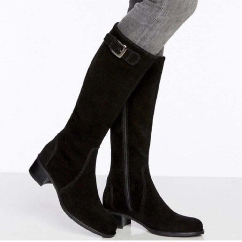 La Canadienne Tall Suede Buckle Boots Size 7.5